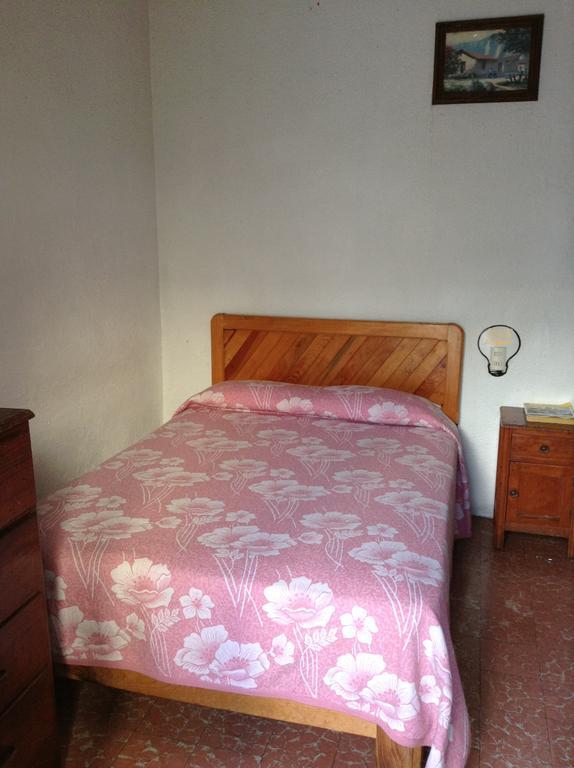 Uruapan  Posada Morelos חדר תמונה
