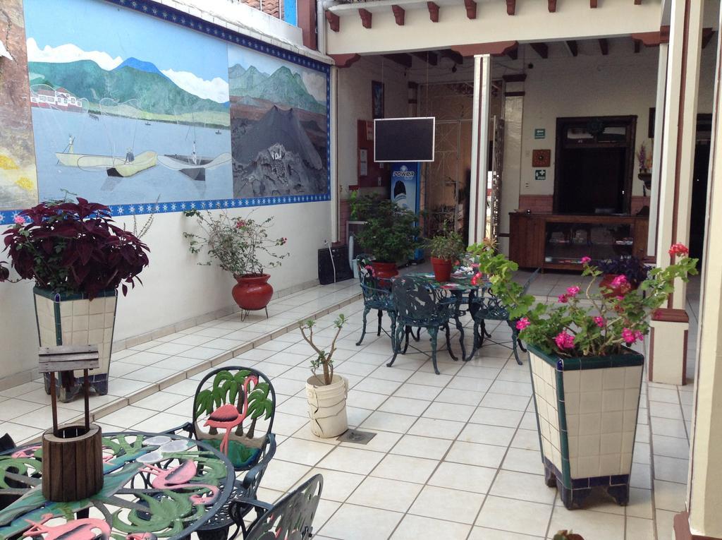 Uruapan  Posada Morelos מראה חיצוני תמונה